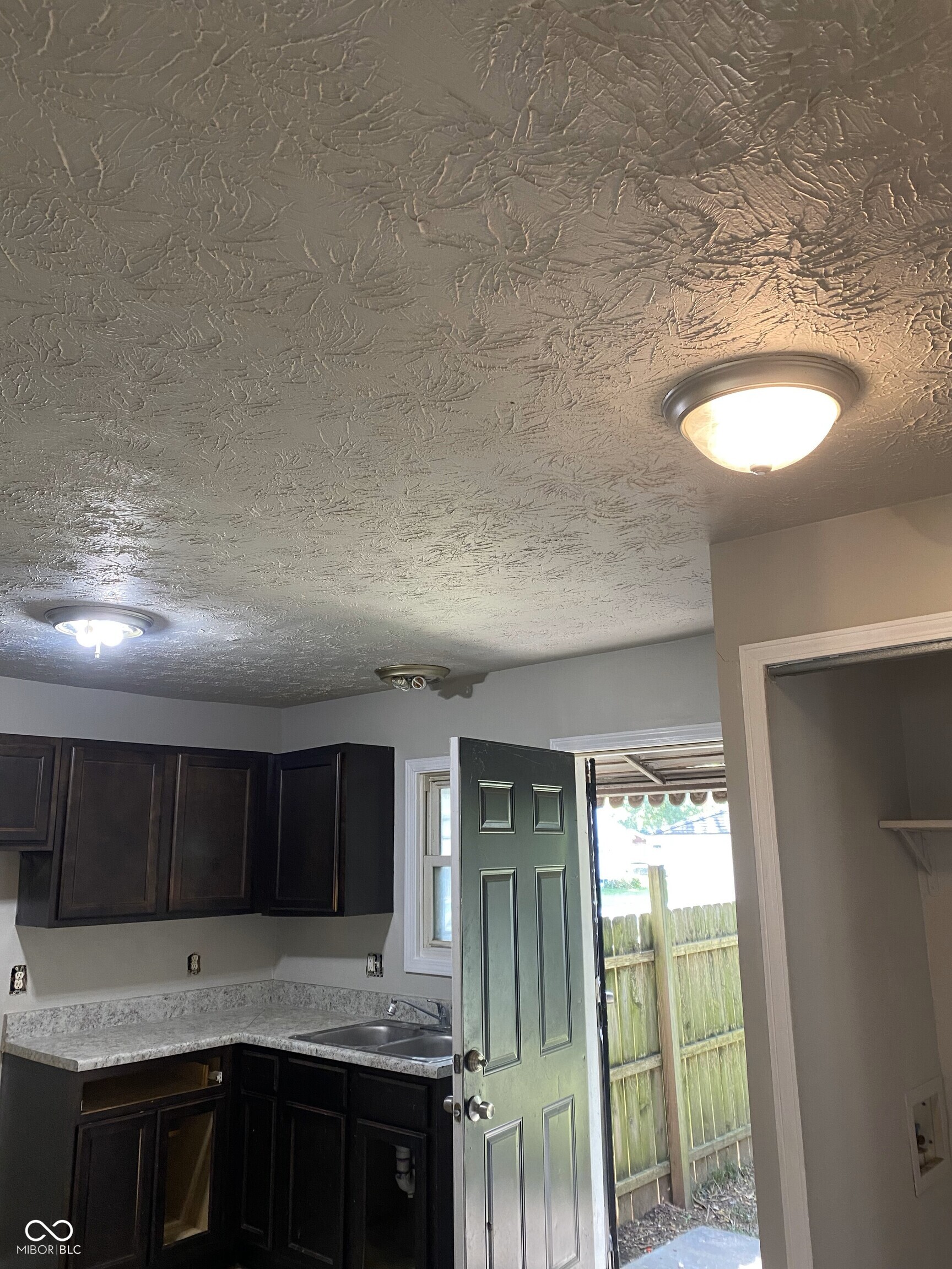 2108 Winfield Avenue Indianapolis, IN 46222 - Photo 6 of 11