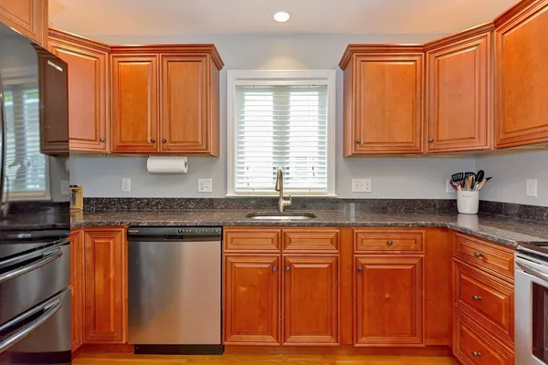 $3,500 | 28 Richardson Street, Unit 1, Wakefield, MA 01880