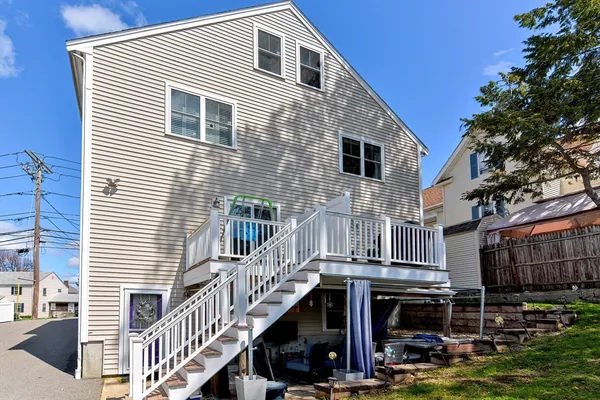 $3,500 | 28 Richardson Street, Unit 1, Wakefield, MA 01880