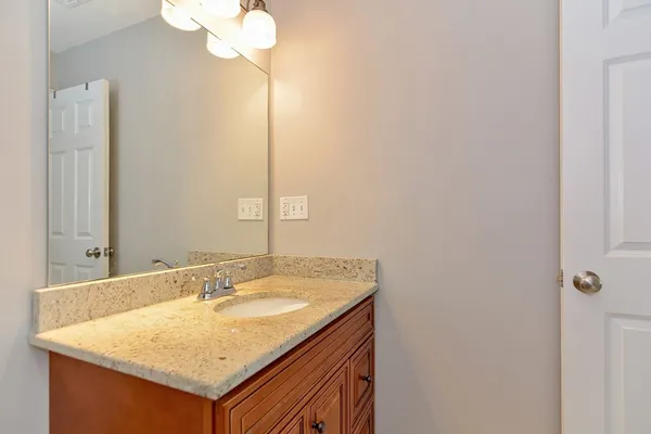 $3,500 | 28 Richardson Street, Unit 1, Wakefield, MA 01880