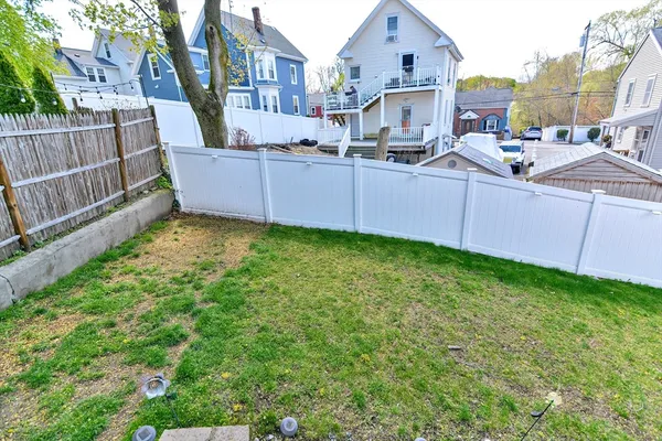 $3,500 | 28 Richardson Street, Unit 1, Wakefield, MA 01880