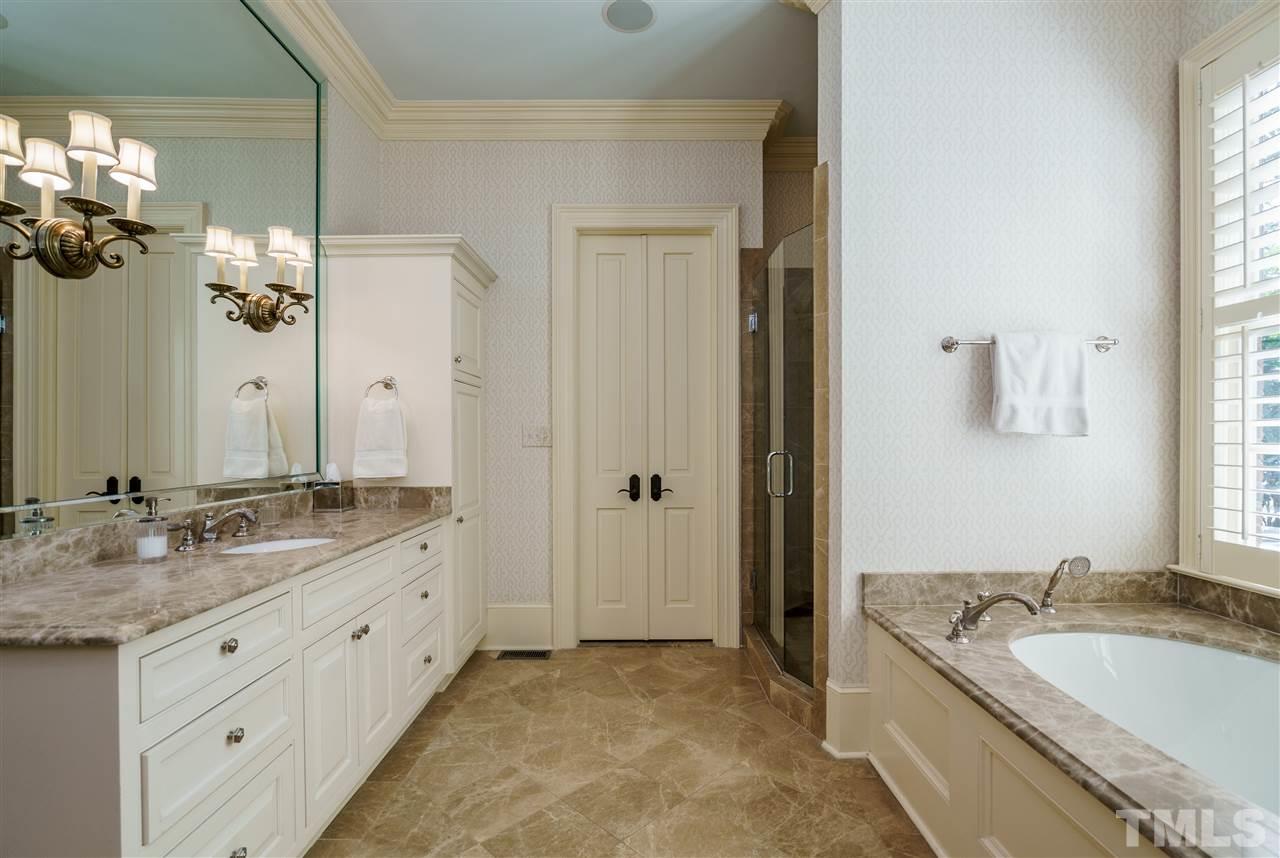 1421 Canterbury Road Raleigh, NC 27608 - Photo 15 of 30