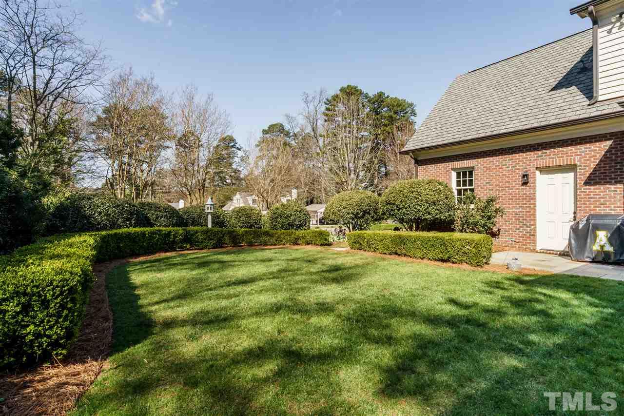 1421 Canterbury Road Raleigh, NC 27608 - Photo 27 of 30
