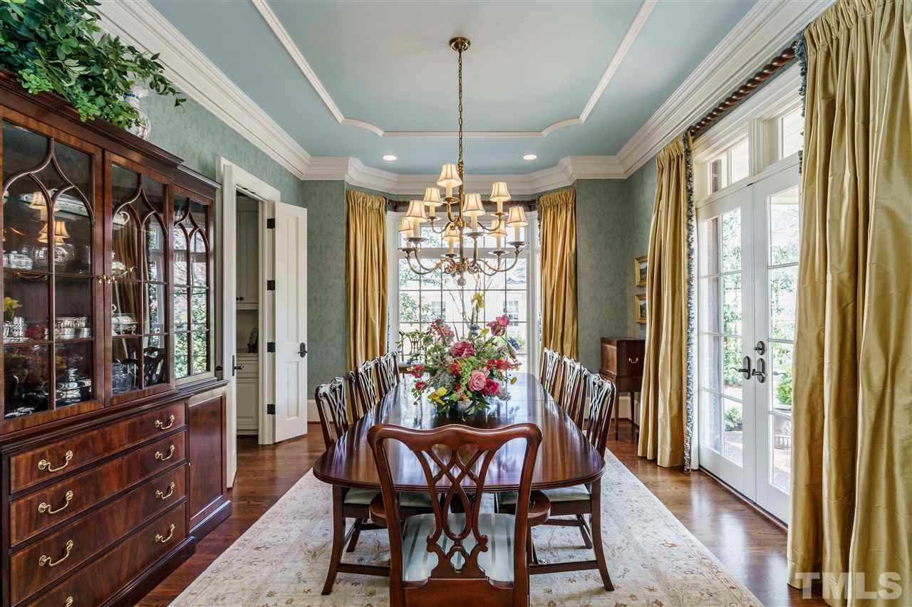 1421 Canterbury Road Raleigh, NC 27608 - Photo 4 of 30