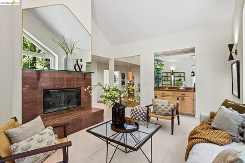 $1,398,000 | 6685 Shepherd Canyon Road, Oakland, CA 94611