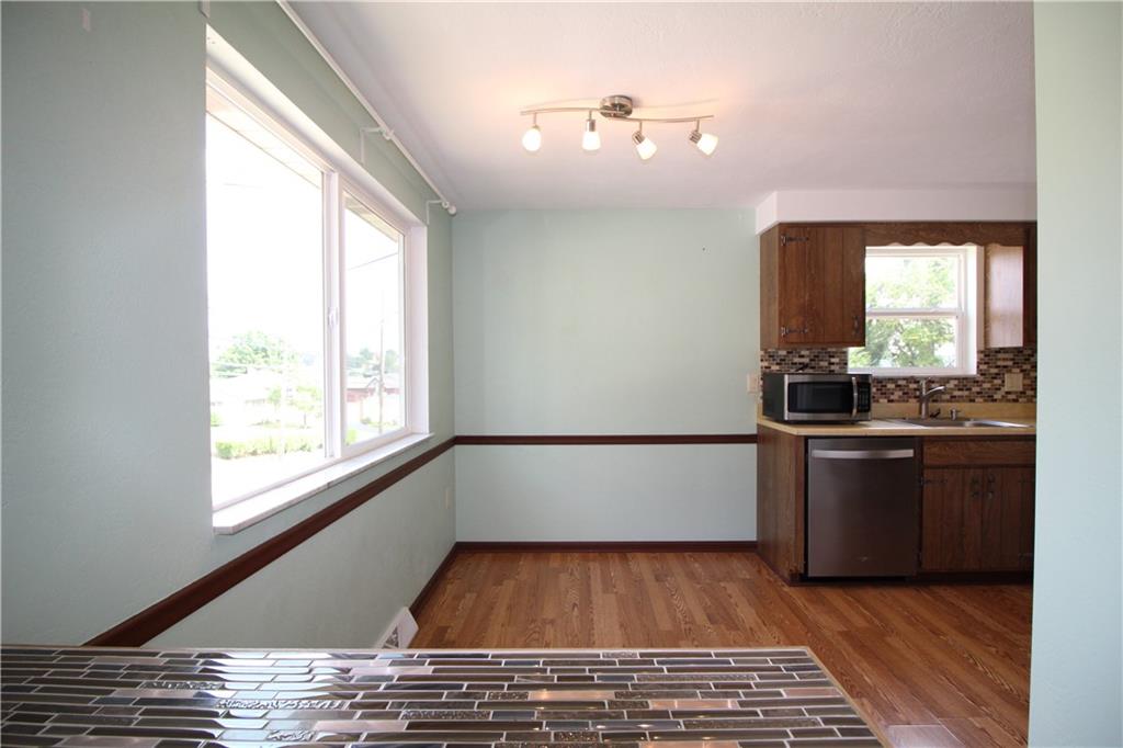 3077 Mt Troy Road Pittsburgh, PA 15212 - Photo 15 of 25