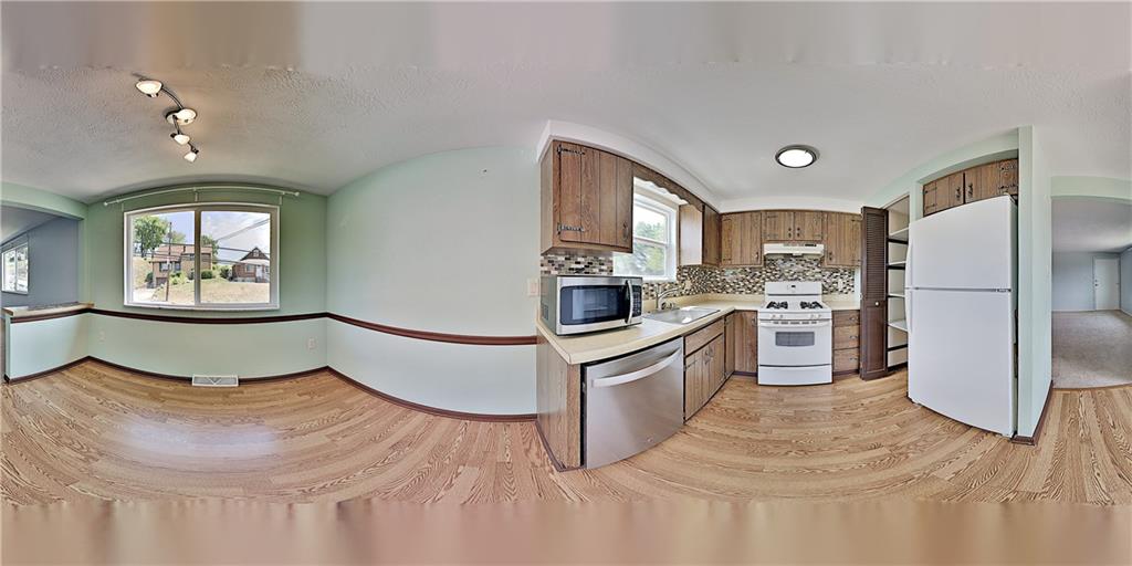 3077 Mt Troy Road Pittsburgh, PA 15212 - Photo 17 of 25