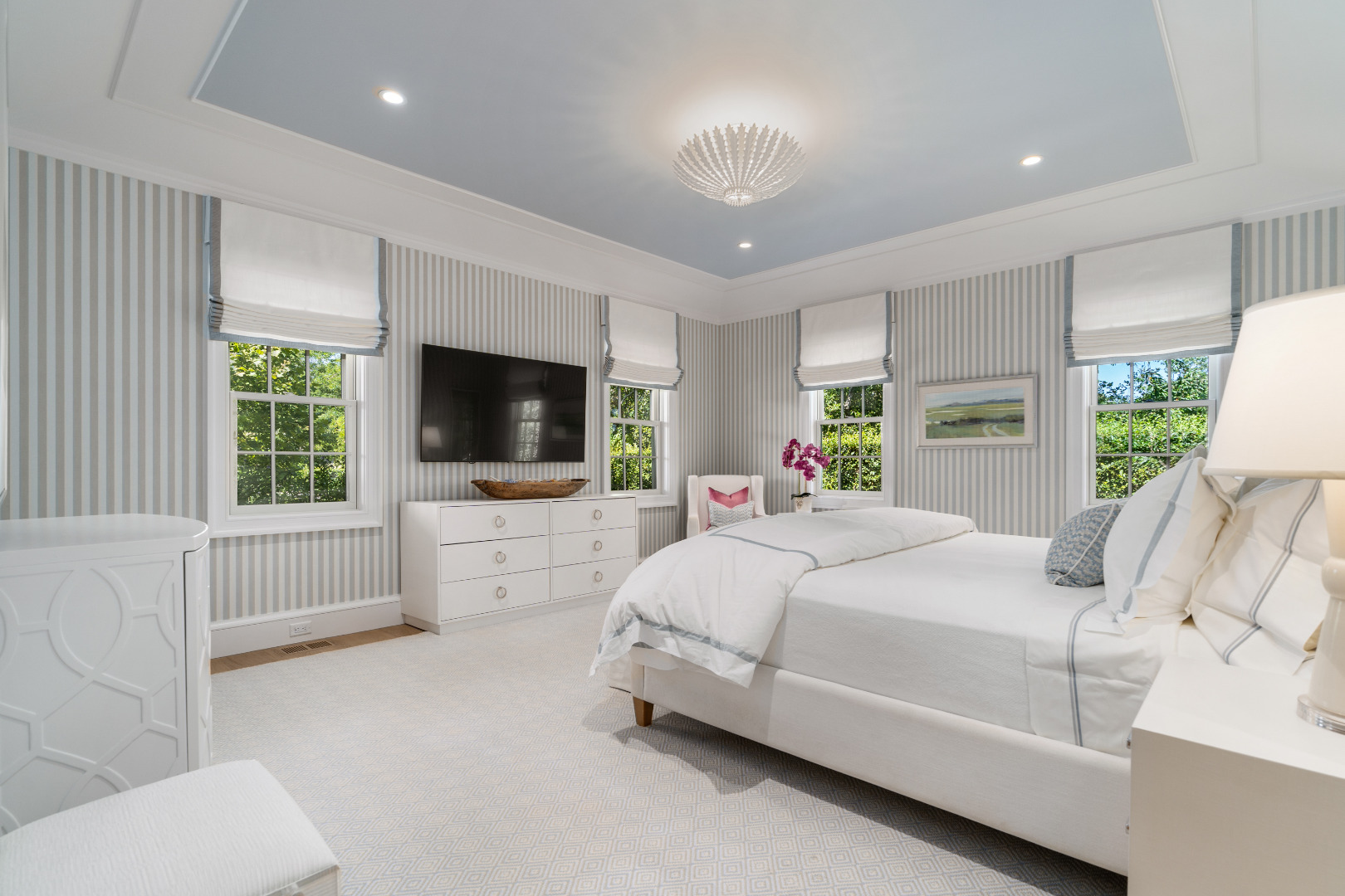 35 Burnell Street Nantucket, MA 02554 - Photo 16 of 48