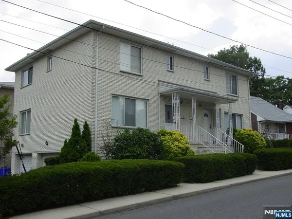 $4,300 | 440 Brinkerhoff Avenue, Unit A, Fort Lee, NJ 07024