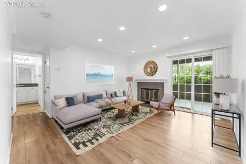 $495,000 | 630 Canyon Oaks Drive, Unit C, Oakland, CA 94605