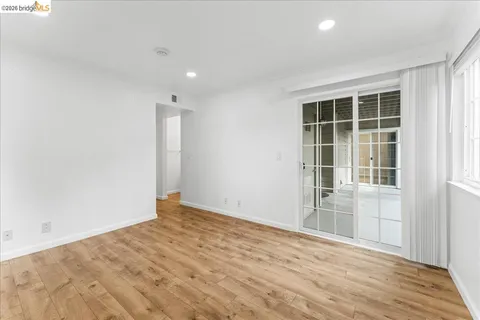 $495,000 | 630 Canyon Oaks Drive, Unit C, Oakland, CA 94605