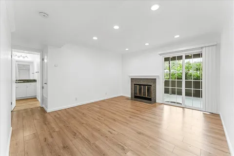 $495,000 | 630 Canyon Oaks Drive, Unit C, Oakland, CA 94605