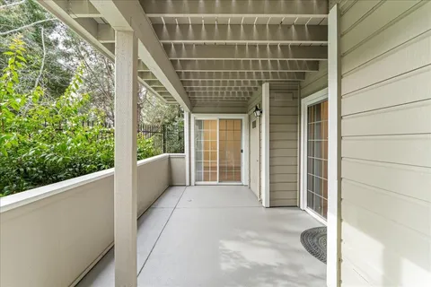 $495,000 | 630 Canyon Oaks Drive, Unit C, Oakland, CA 94605