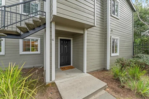 $495,000 | 630 Canyon Oaks Drive, Unit C, Oakland, CA 94605