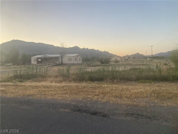 $189,900 | 2020 Tonya Drive, Pahrump, NV 89060