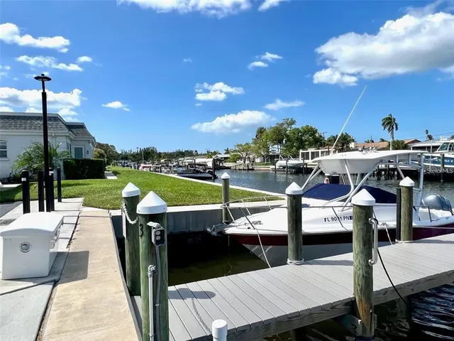 $1,595 | 9810 Dorado Avenue, Unit 9810, Bradenton, FL 34210