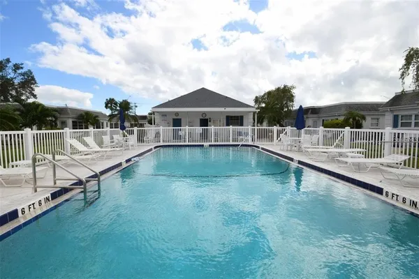 $1,150 | 9810 Dorado Avenue, Unit 9810, Bradenton, FL 34210