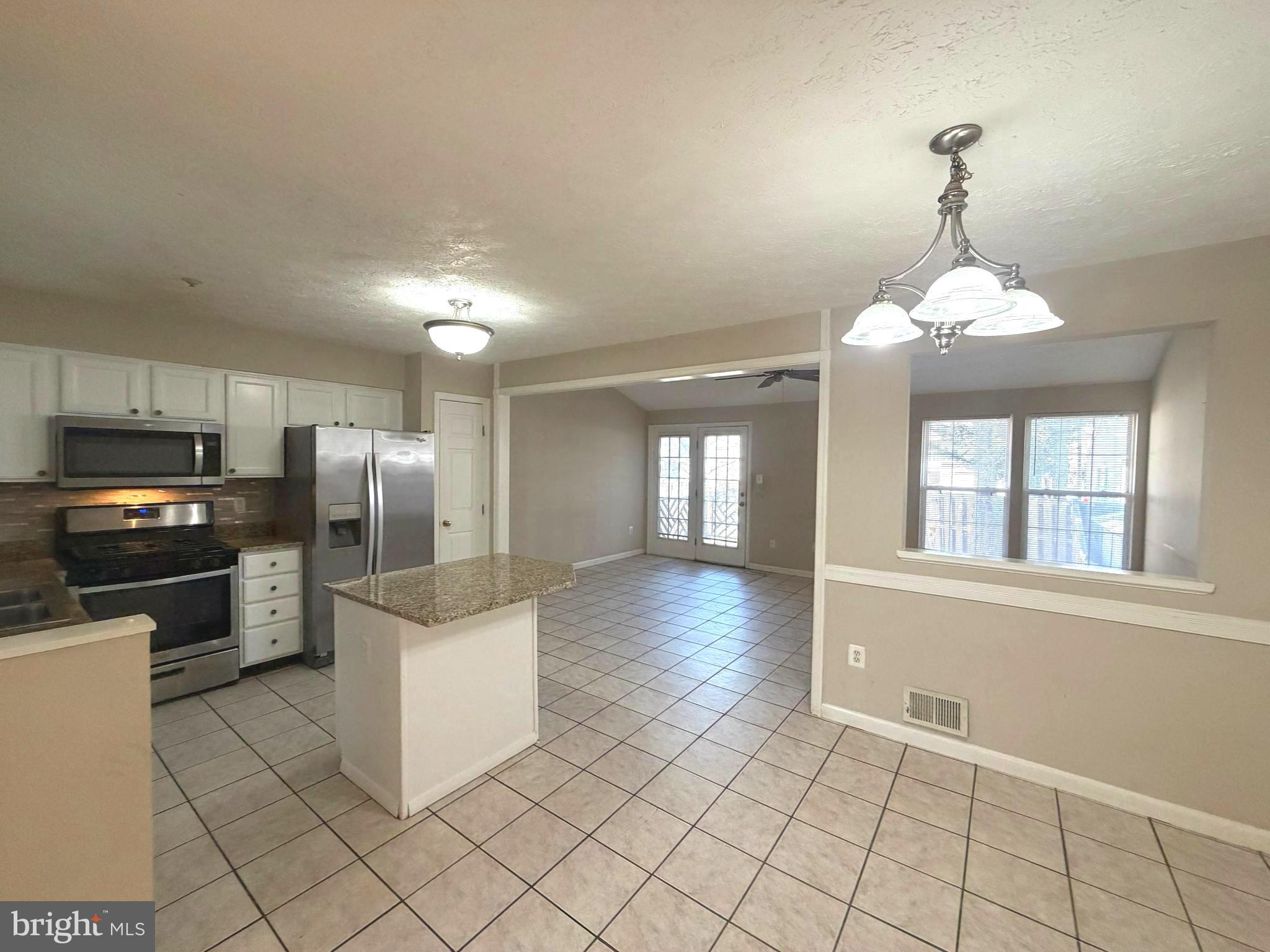 1601 Coopers Way Frederick, MD 21701 - Photo 11 of 31 spacious kitchen/dining area