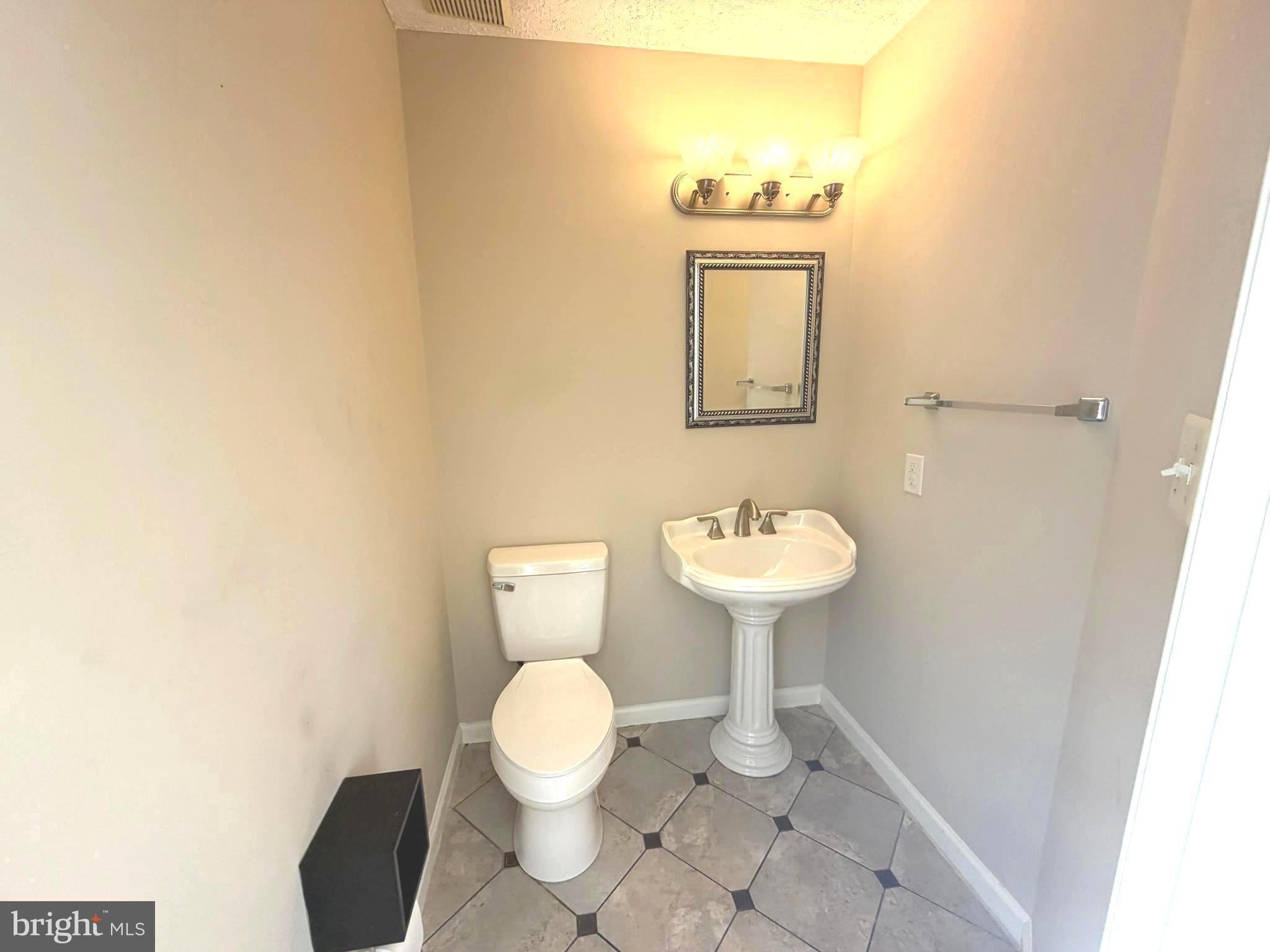 1601 Coopers Way Frederick, MD 21701 - Photo 15 of 31 Powder room on main level