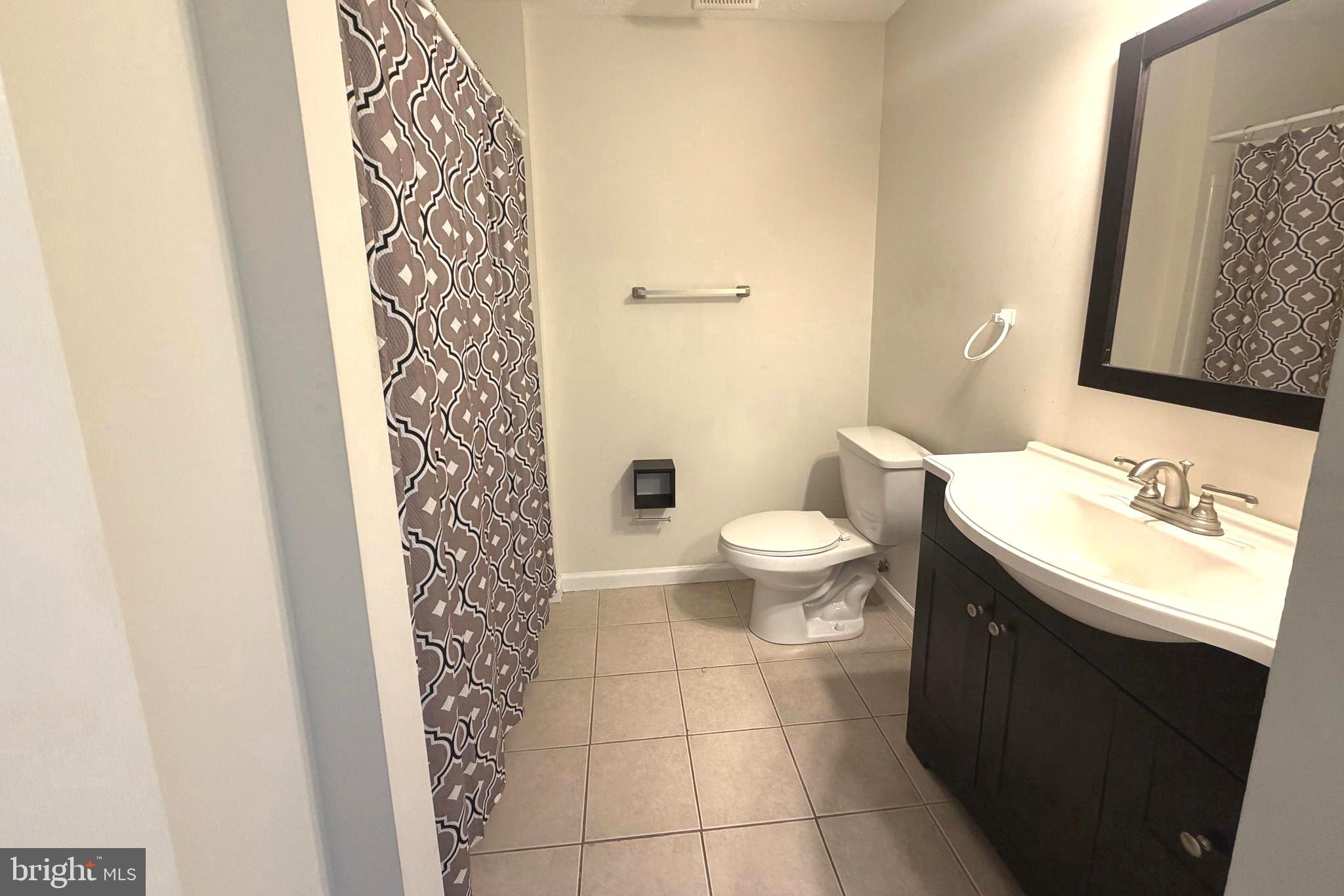 1601 Coopers Way Frederick, MD 21701 - Photo 22 of 31 Full bathroom on upper level