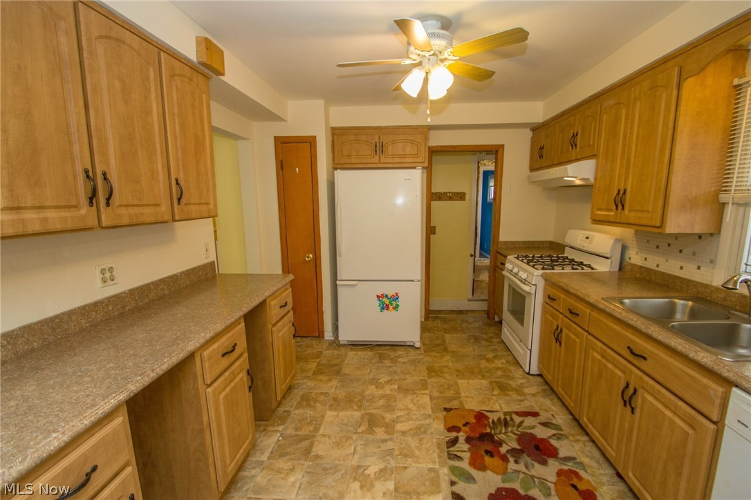 6876 Brandywine Road Parma Heights, OH 44130 - Photo 10 of 29 Gallery Image 10