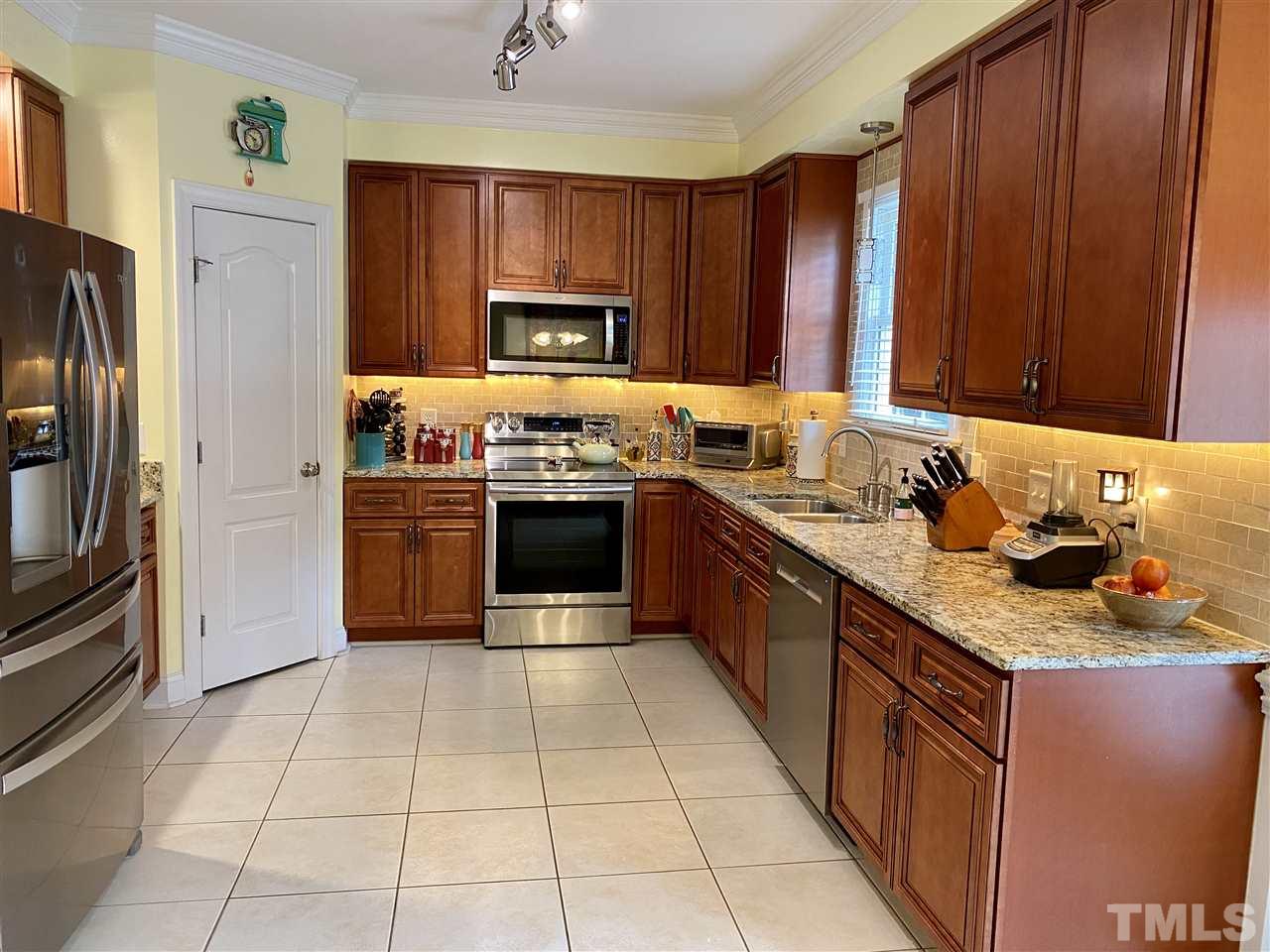 1000 Shackleton Road Apex, NC 27502 - Photo 12 of 30 Gallery Image 12