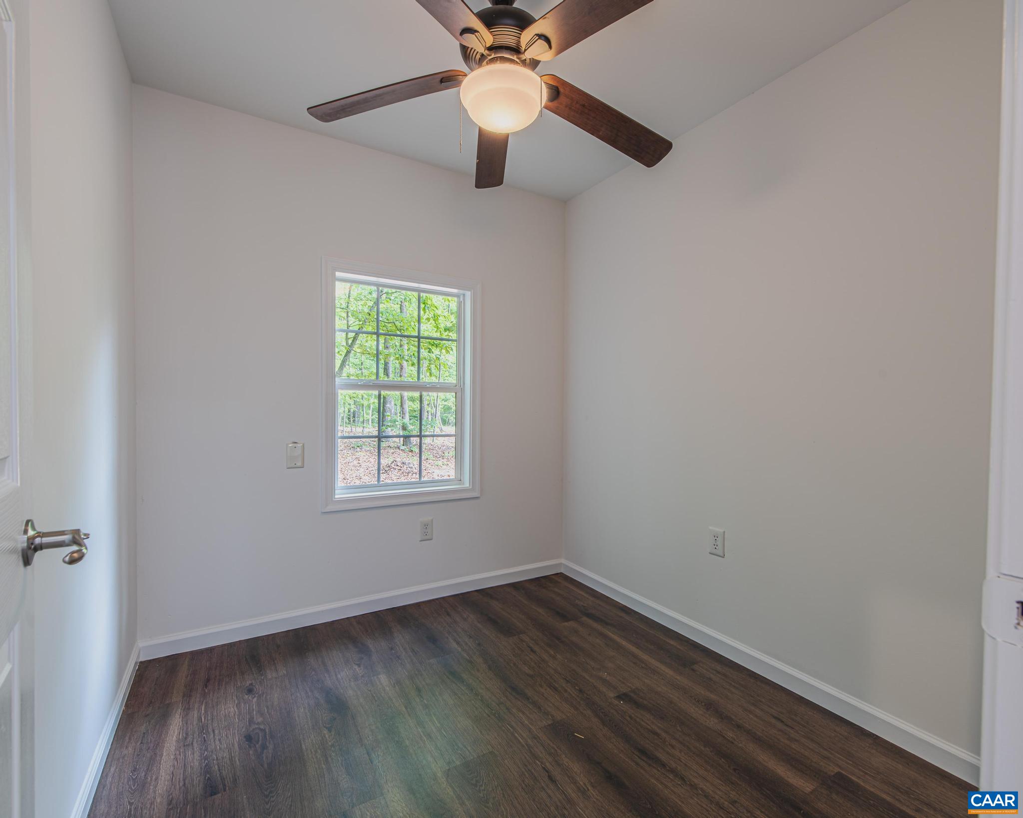 2016 Deep Creek Road Palmyra, VA 22963 - Photo 34 of 44 Guest Suite