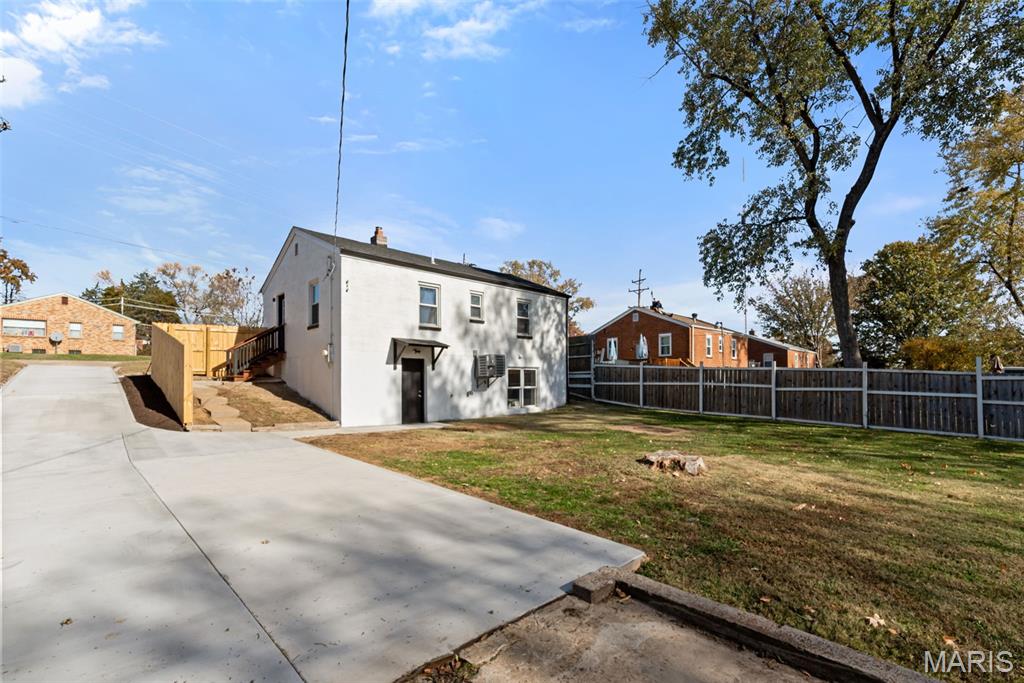 7114 Heege Road St. Louis, MO 63123 - Photo 26 of 30