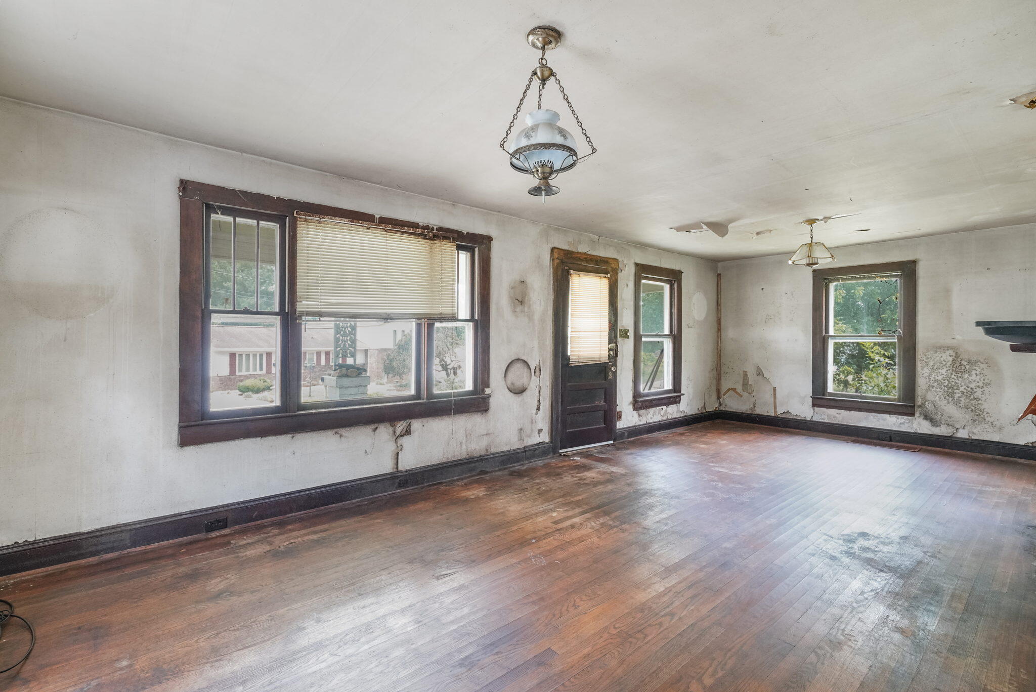901 Antioch Road Johnson City, TN 37604 - Photo 7 of 19 7-web-or-mls-JH-Fri 20220617-363