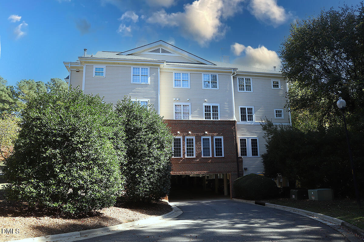 100 Northbrook Drive, Unit 207 Raleigh, NC 27609 - Photo 2 of 45