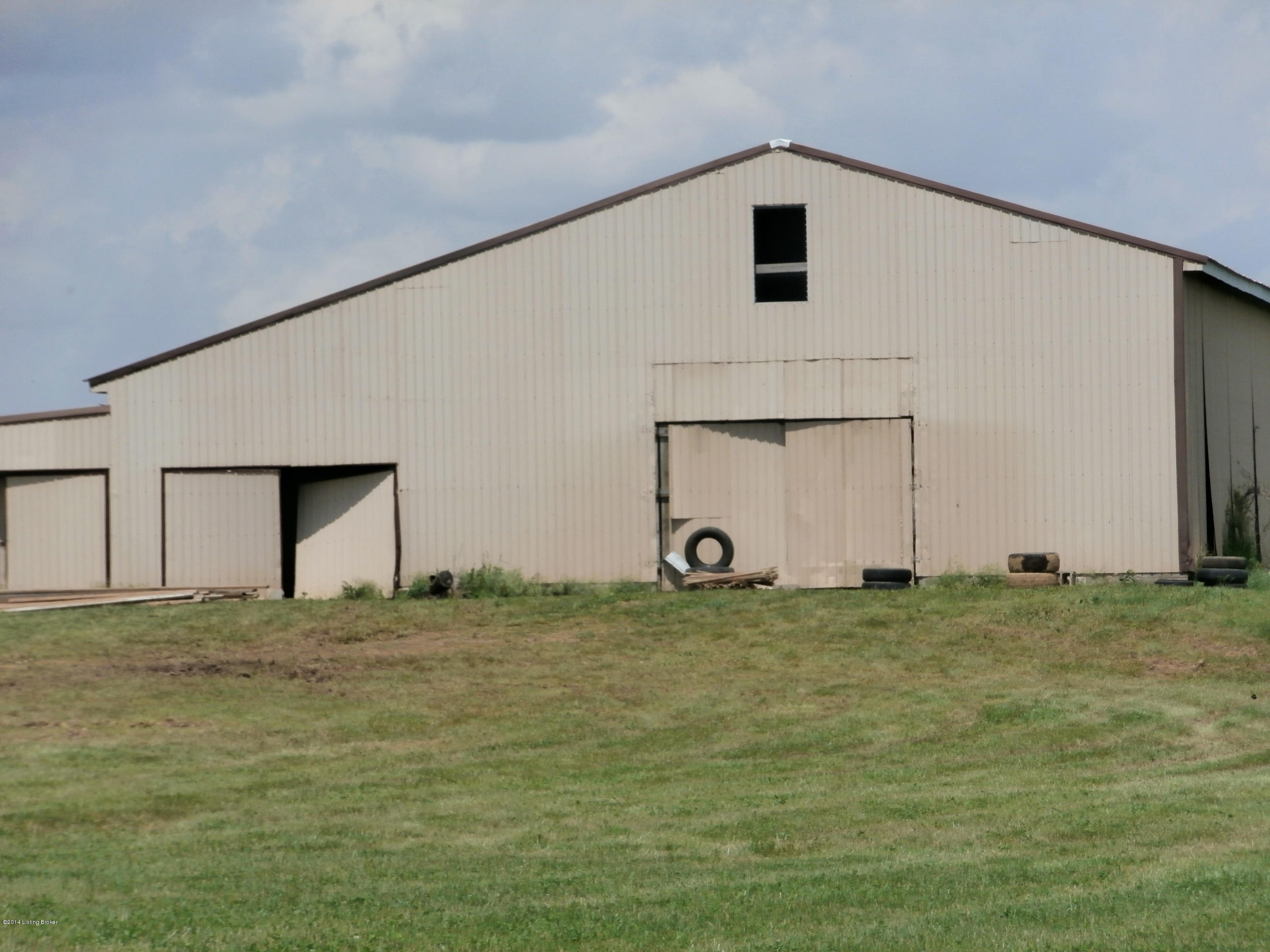 320 Locust Grove Road Shelbyville, KY 40065 - Photo 7 of 26 P5120139