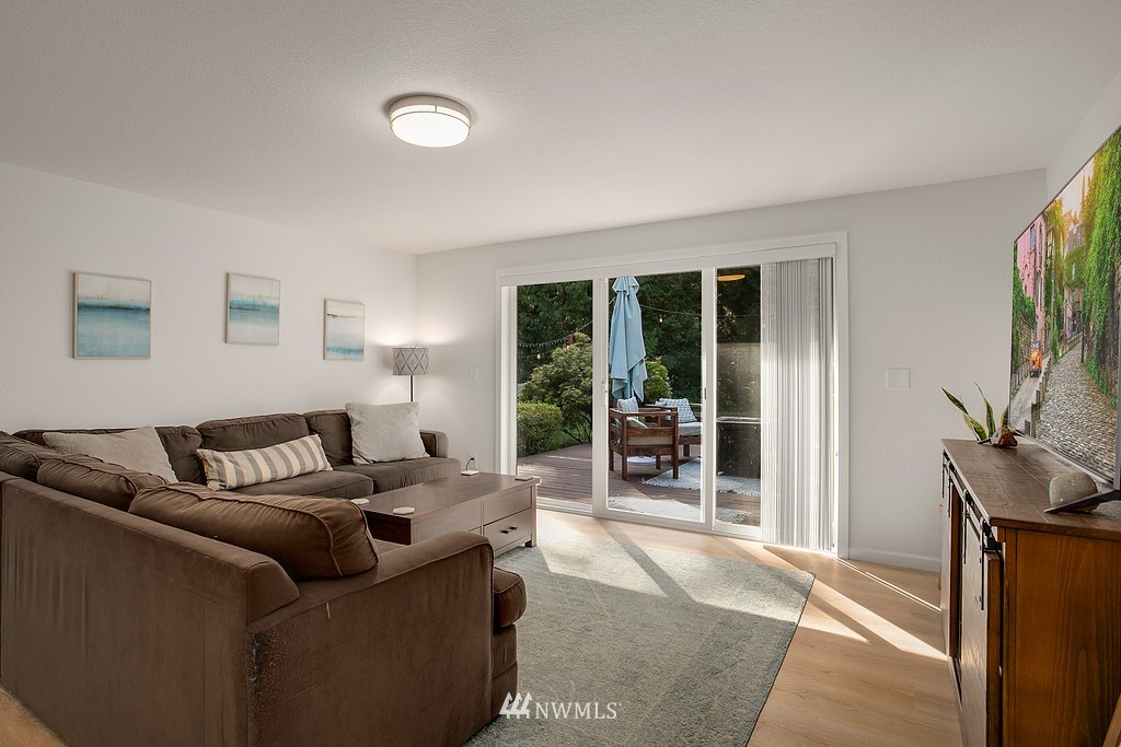 1882 Woods Road Southeast Port Orchard, WA 98366 - Photo 14 of 30 Gallery Image 14