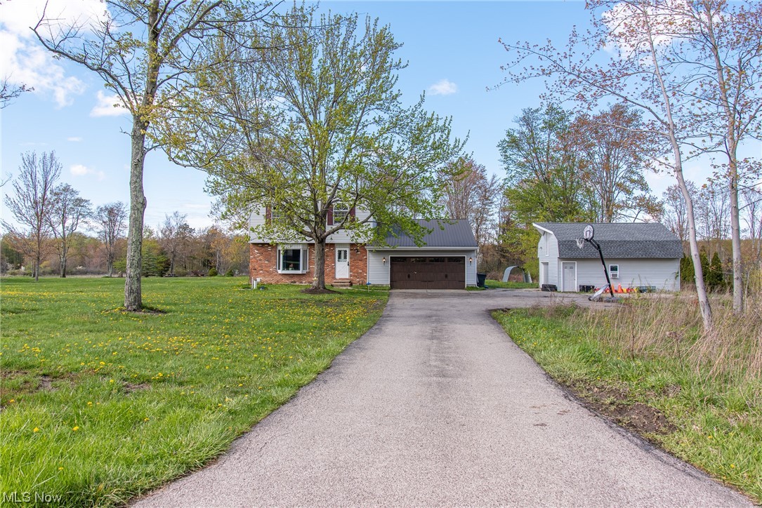 13858 Radcliffe Road Chardon, OH 44024 - Photo 22 of 35