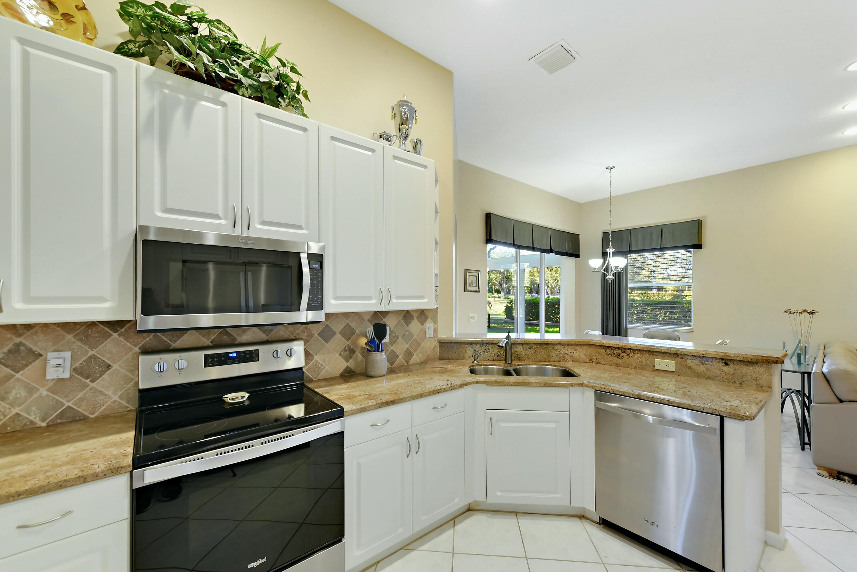 6549 Garde Road Boynton Beach, FL 33472 - Photo 11 of 59 tempImageOJIPOW