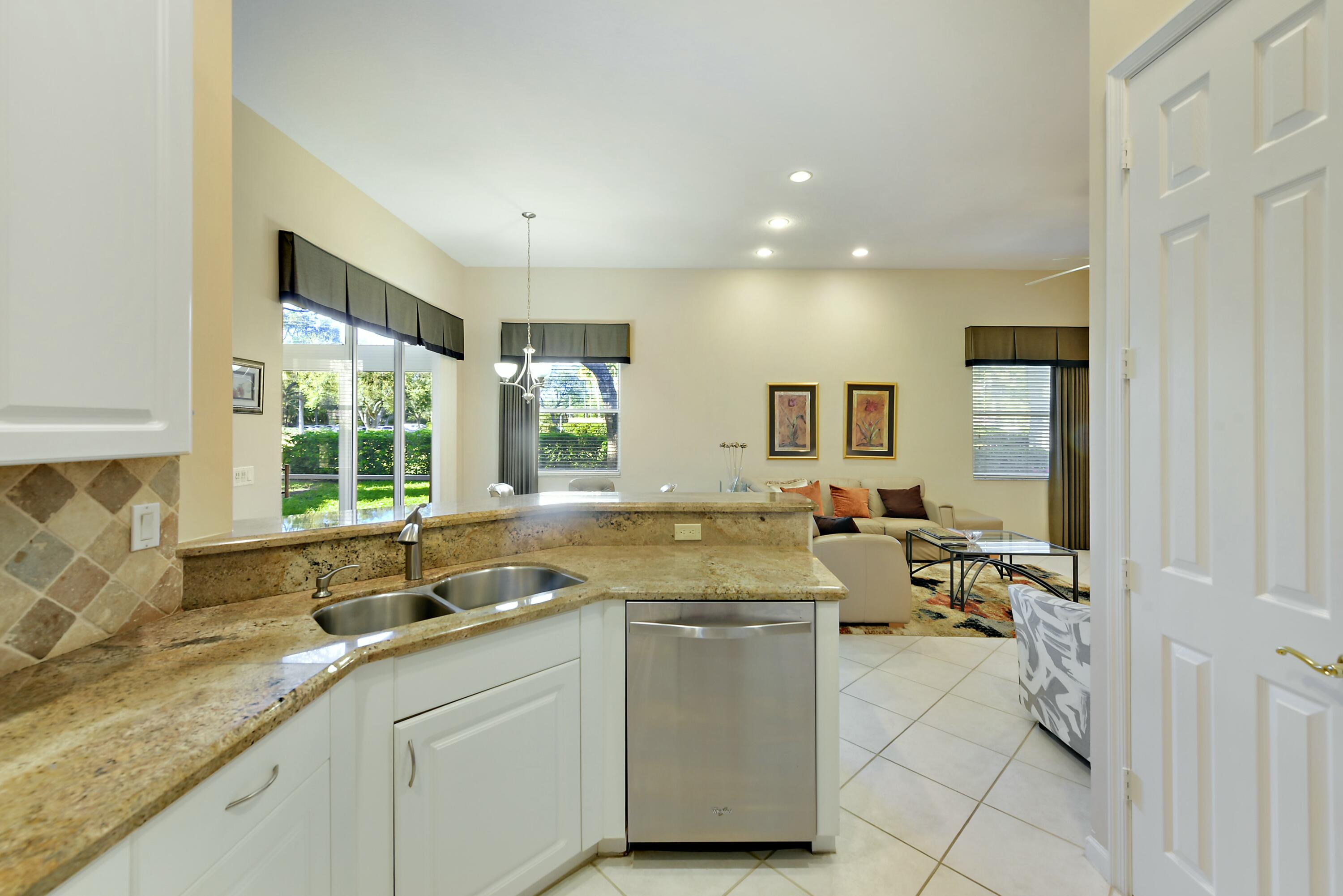 6549 Garde Road Boynton Beach, FL 33472 - Photo 12 of 59 tempImageA693q1