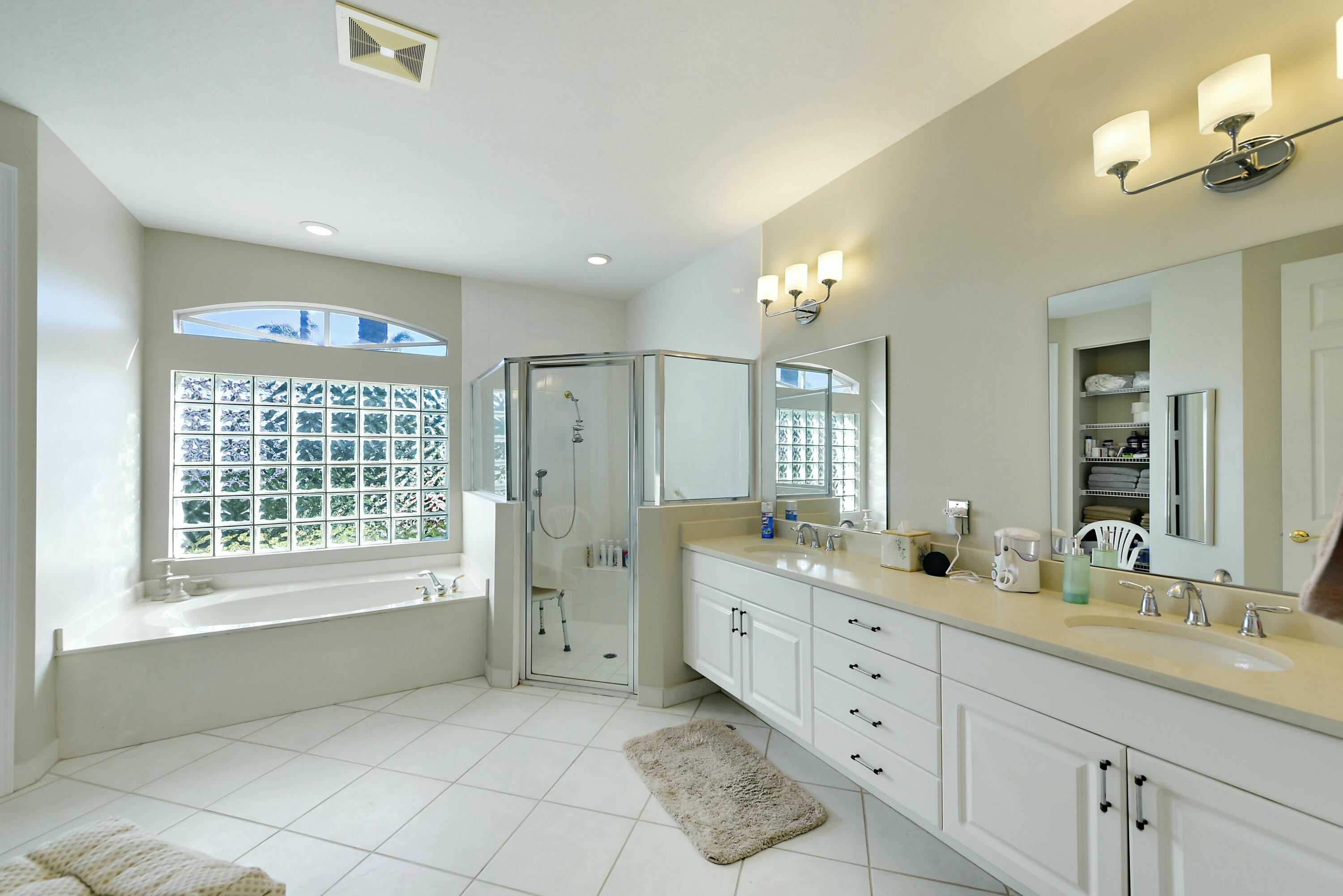 6549 Garde Road Boynton Beach, FL 33472 - Photo 20 of 59 tempImage3ze2lf