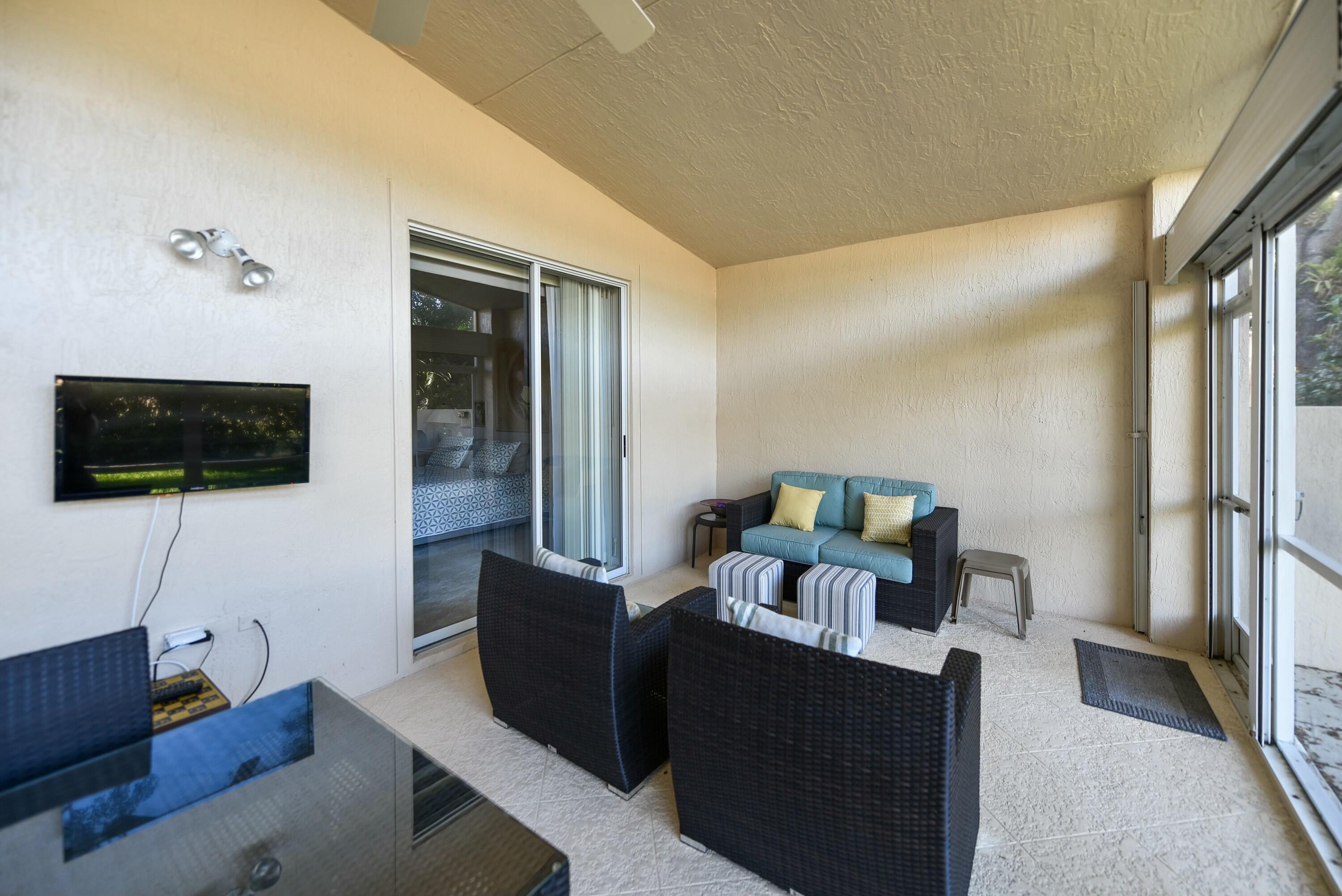 6549 Garde Road Boynton Beach, FL 33472 - Photo 31 of 59 tempImageLmBcrk
