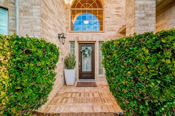 $645,000 | 11711 Lismore Lake Drive, Cypress, TX 77429