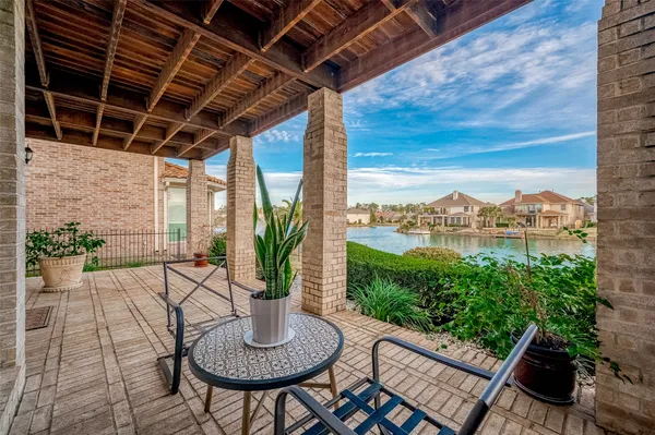 $645,000 | 11711 Lismore Lake Drive, Cypress, TX 77429