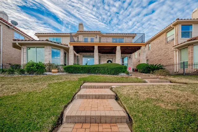 $685,000 | 11711 Lismore Lake Drive, Cypress, TX 77429