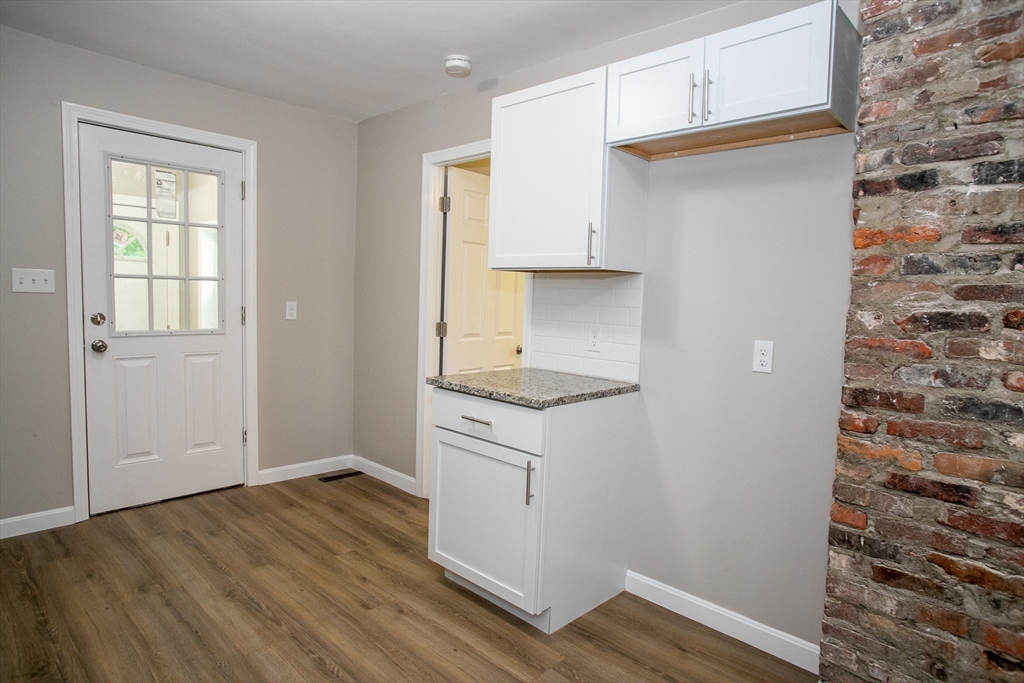 31 Dawley Road Westminster, MA 01473 - Photo 11 of 41 Gallery Image 11