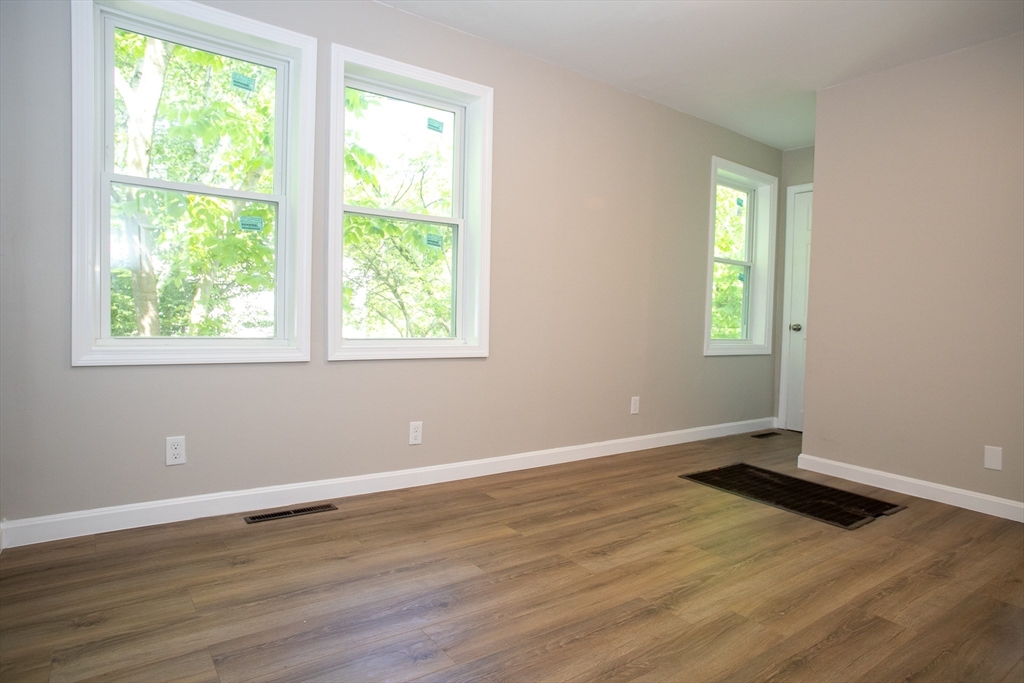 31 Dawley Road Westminster, MA 01473 - Photo 14 of 41 Gallery Image 14