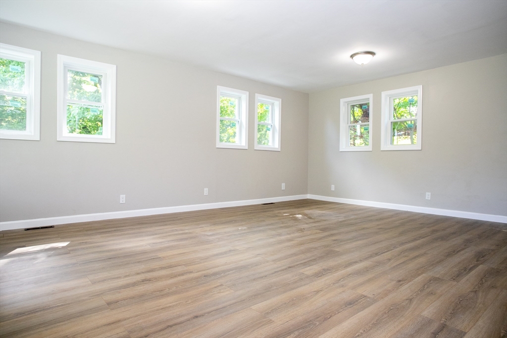 31 Dawley Road Westminster, MA 01473 - Photo 21 of 41 Gallery Image 21