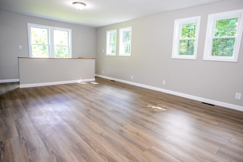 31 Dawley Road Westminster, MA 01473 - Photo 22 of 41 Gallery Image 22