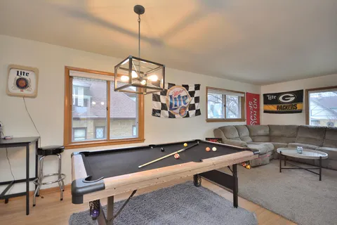 $424,900 | 5727 West Wisconsin Avenue, Unit 5729, Wauwatosa, WI 53213