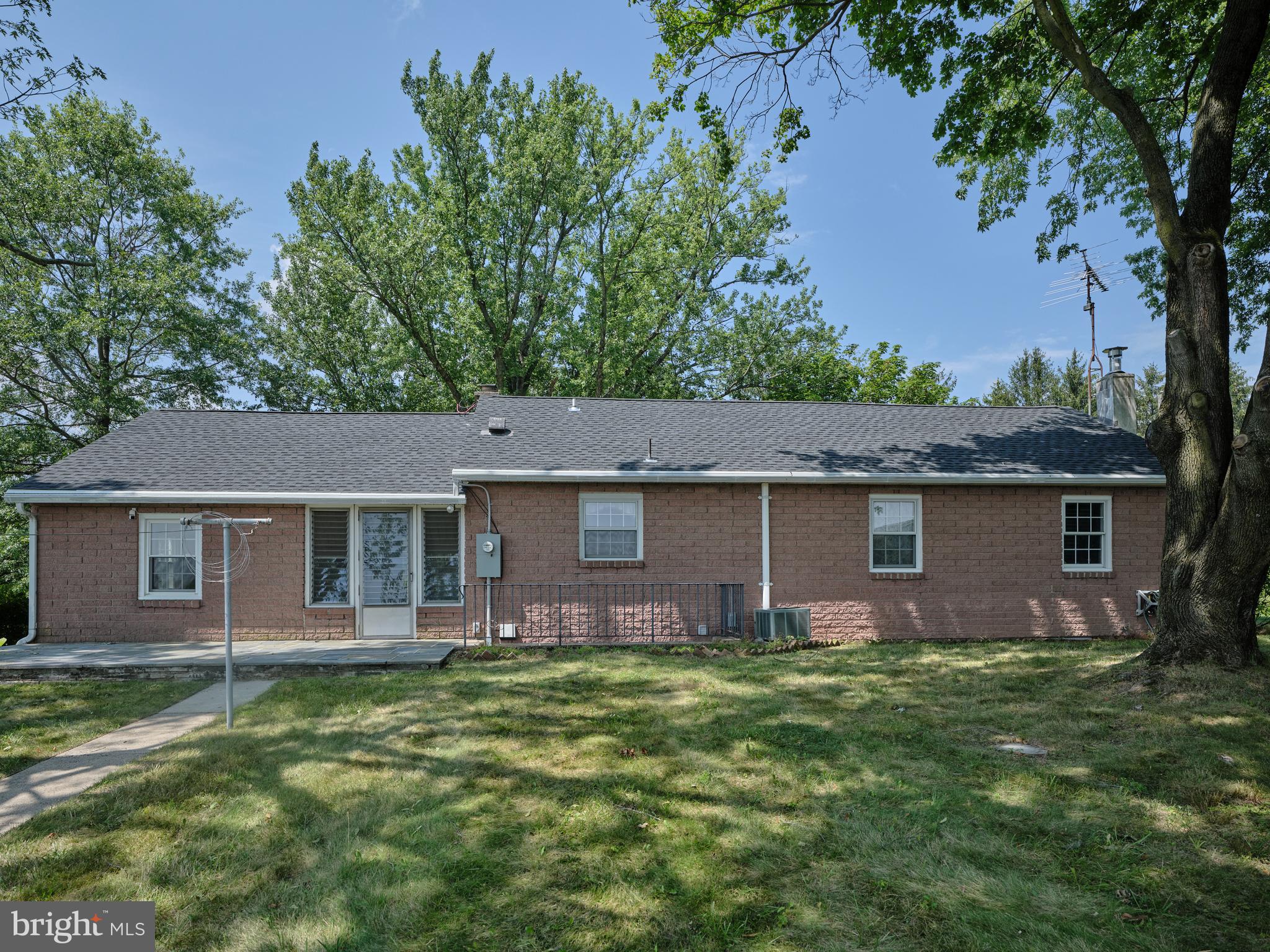 1915 Swamp Road Quakertown, PA 18951 - Photo 5 of 17 Gallery Image 5