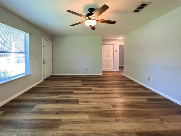 $1,050 | 5821 Northwest 23rd Terrace, Unit 4, Gainesville, FL 32653