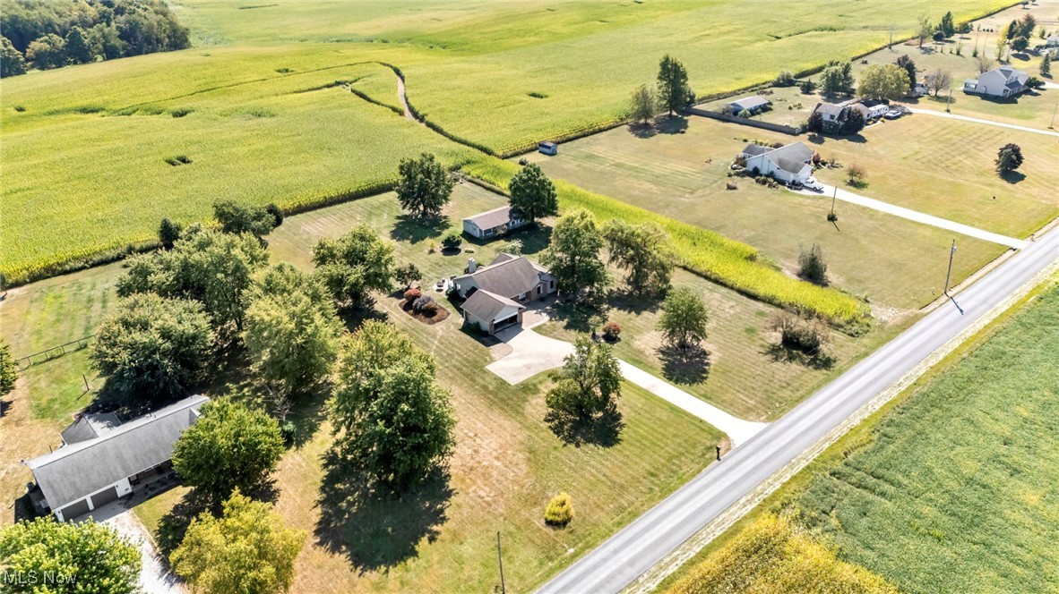 12567 Eby Road Creston, OH 44217 - Photo 5 of 42 12567 Eby Rd