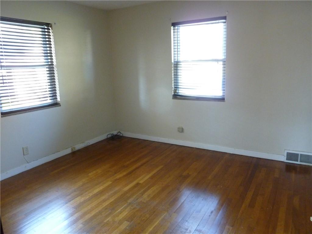 301 Goldsmith Road Pittsburgh, PA 15237 - Photo 6 of 24 Gallery Image 6