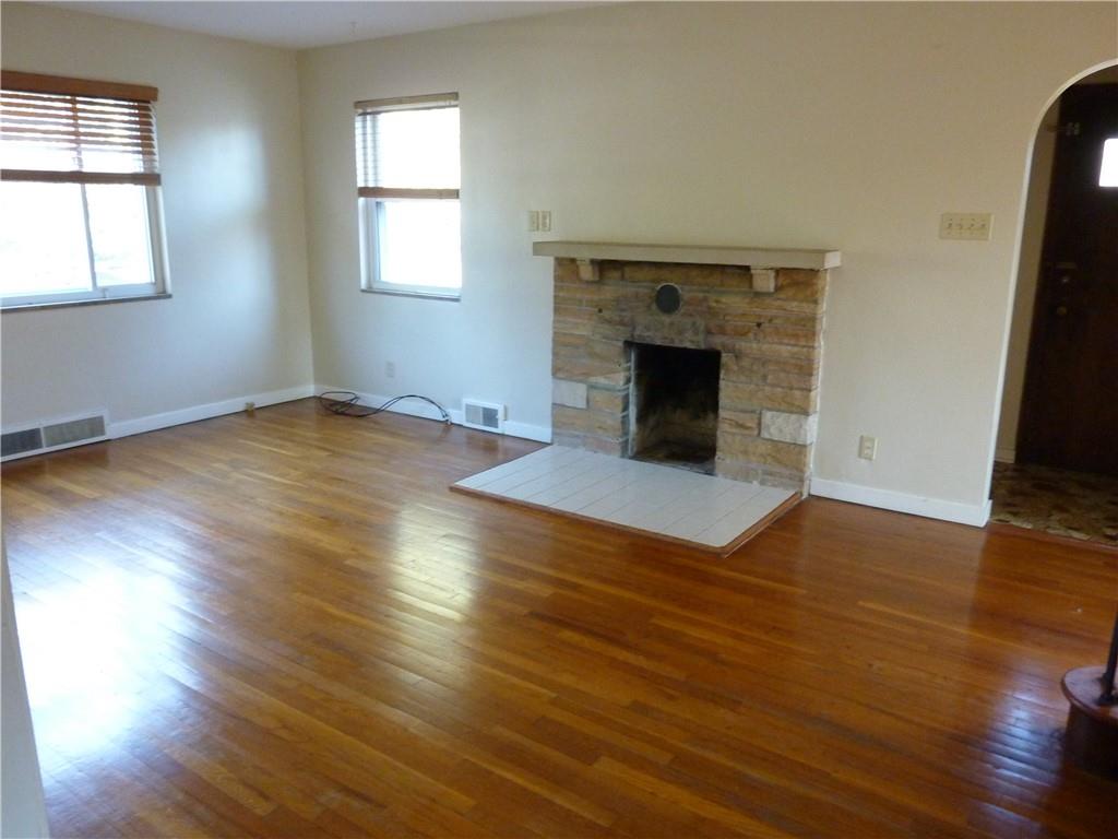 301 Goldsmith Road Pittsburgh, PA 15237 - Photo 7 of 24 Gallery Image 7